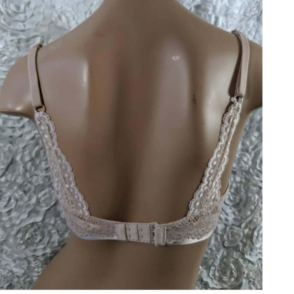 ON GOSSAMER Lace Back Plunge Bra NWOT‎ $46
